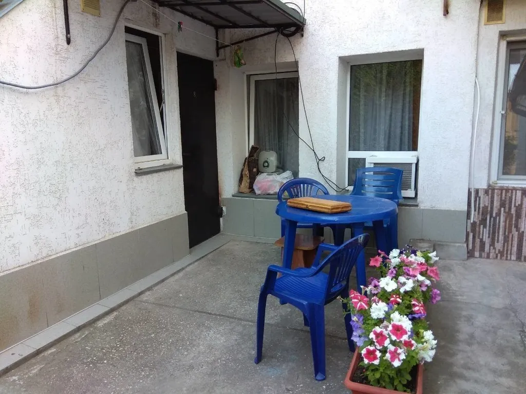 Квартира Однокомнатный дом возле моря — аренда посуточно в Евпатория