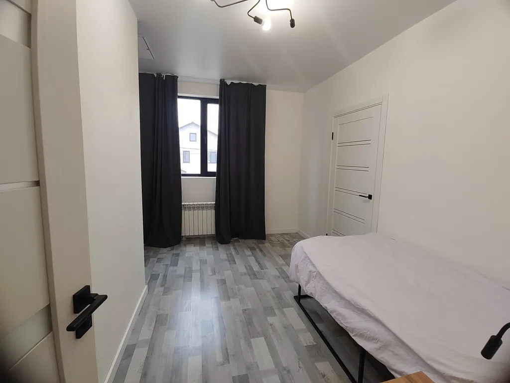 6-комнатный Дом