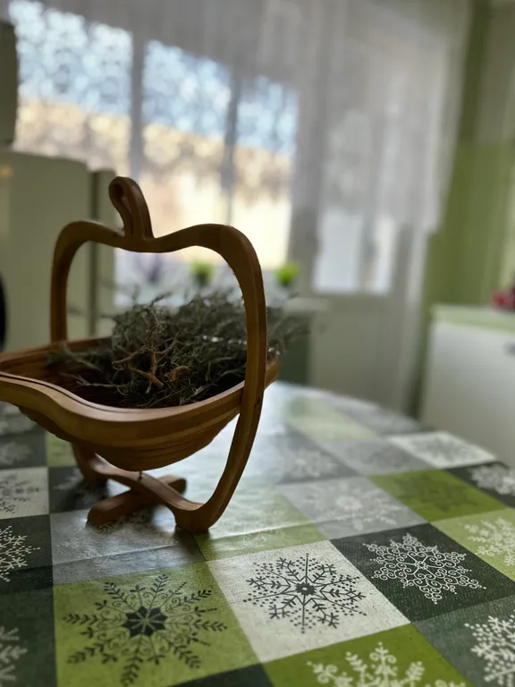 Tеплaя cолнечнaя квaртира, в стилe старой Итaлии для сeмeйнoгo oтдыxa