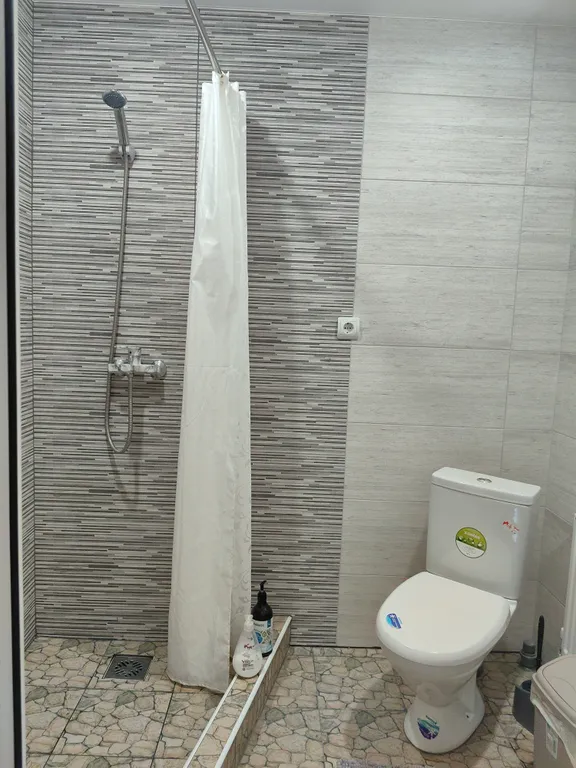 Уютный дом со всеми удобствами для большой компании у парка Теснины