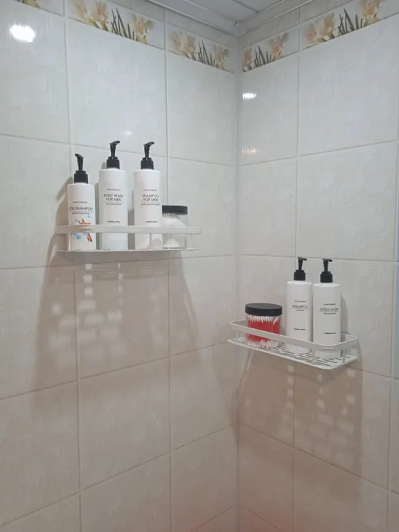 Хибины зовут! Уютное гнездышко для горнолыжников у подножия горы.