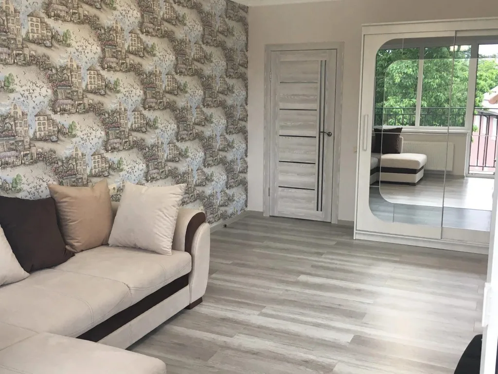 Большая, уютная, красивая квартира в центре города, рядом с вокзалом