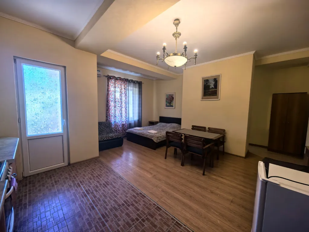 Апартаменты-студио на 1 этаже отдельный вход на 4-х гостей