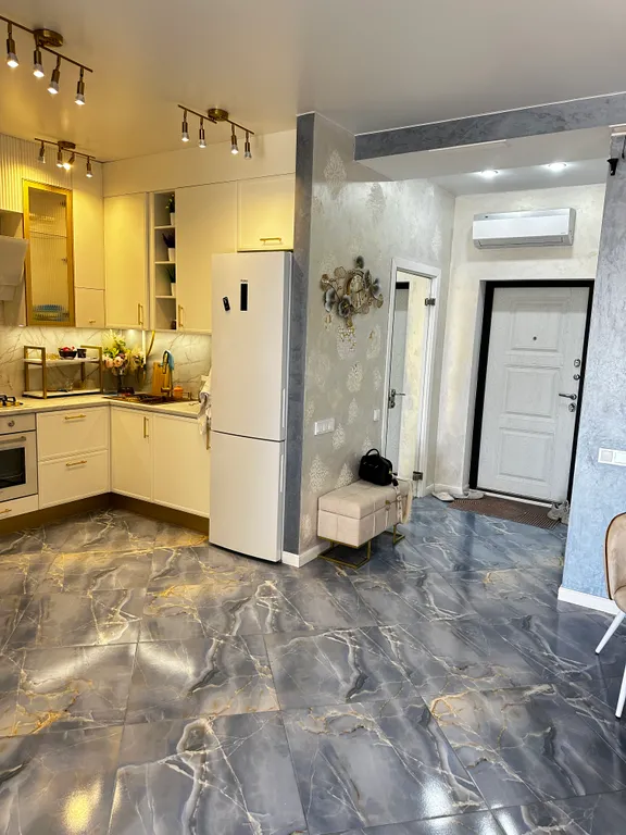 Квартира с огромной террасой