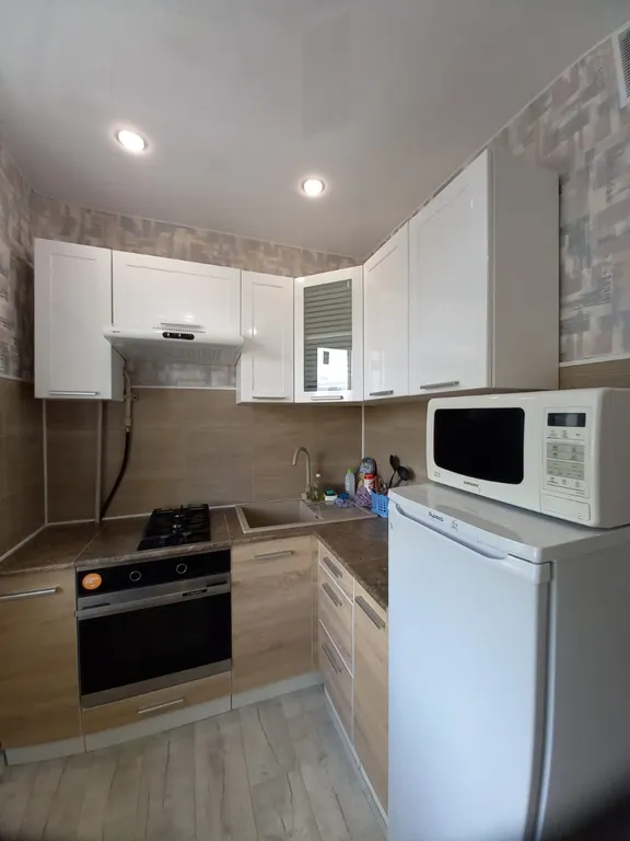 Квартира 1-комнатная Квартира — Тихвин