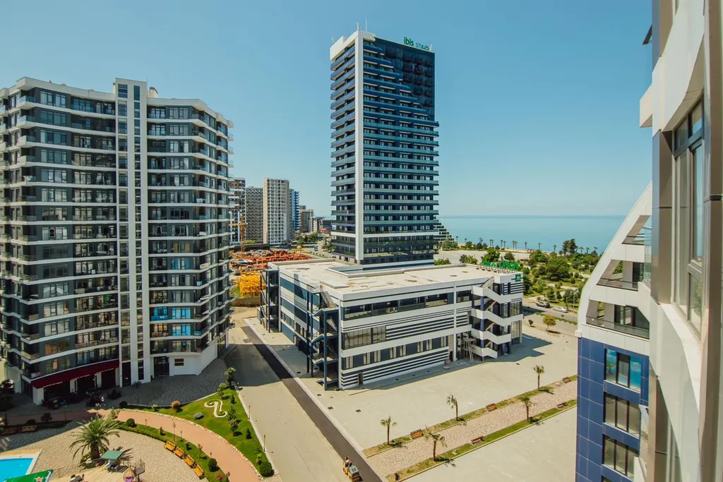 White sails apart hotel