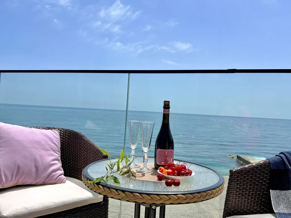 Уютная студия на берегу моря