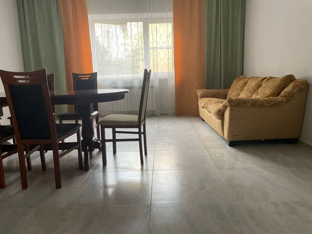 Уютный дом в центре города