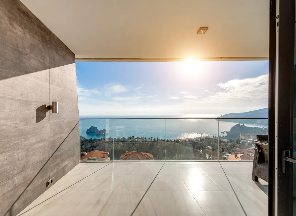 Шикарная студия Люкс с видом на море