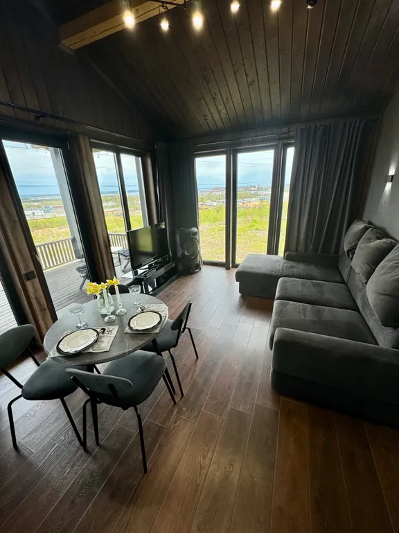 Уютный дом с купелью Фурако прекрасным видом на Онежское озеро и город