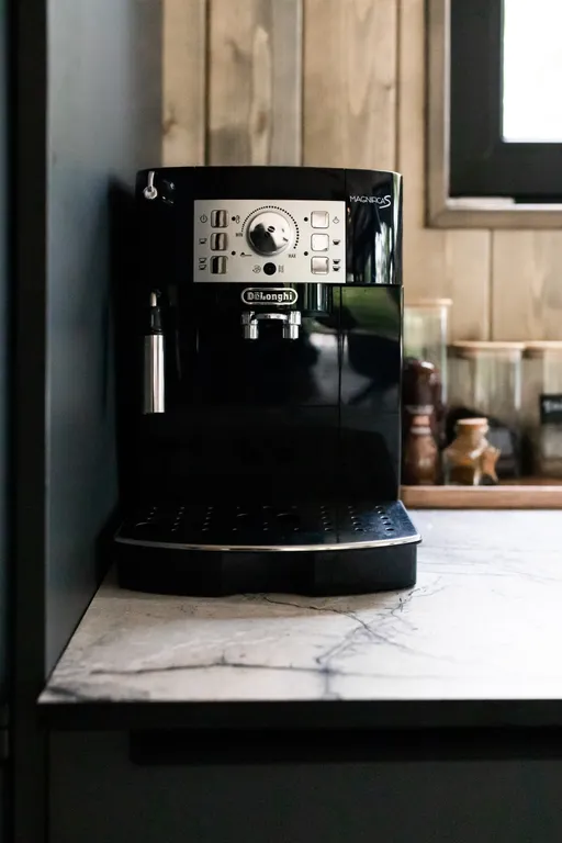 Коттедж Экcклюзивный дом с гopячим чaнoм в сосновом лесу — Семеновское