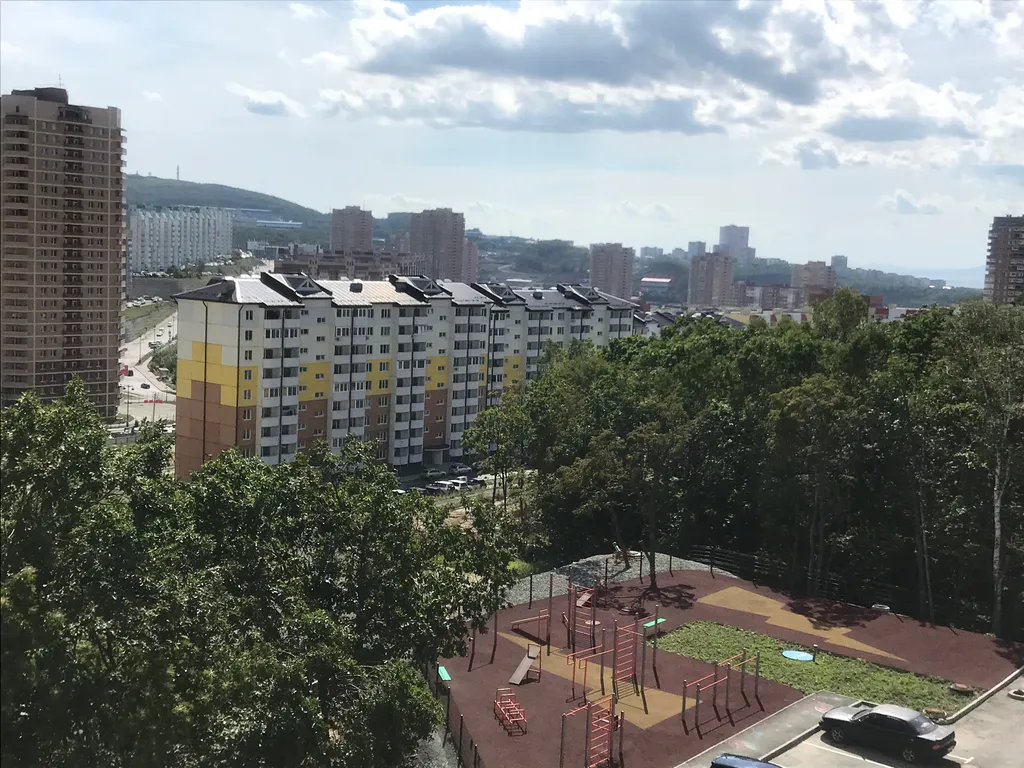 Апартаменты солнечные с двумя балконами