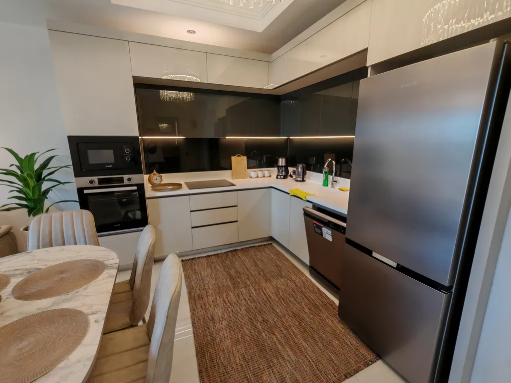 Квартира 1+1 в Azura World c видом на бассейн и аквапарком