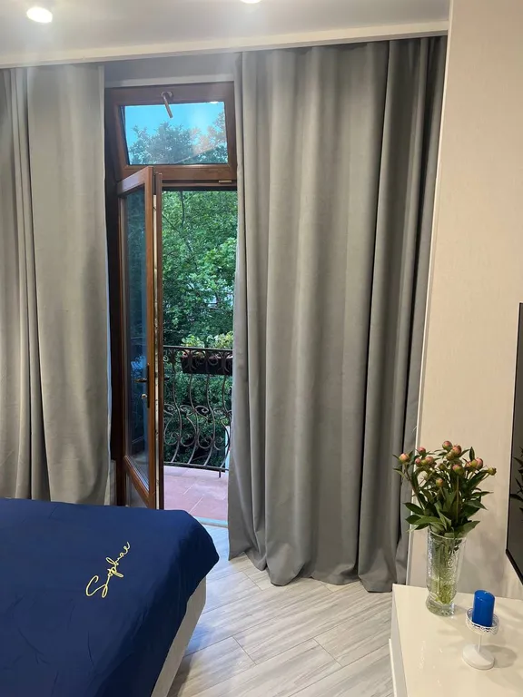 Солнечная и просторная квартира евро-двушка в центре Ялты