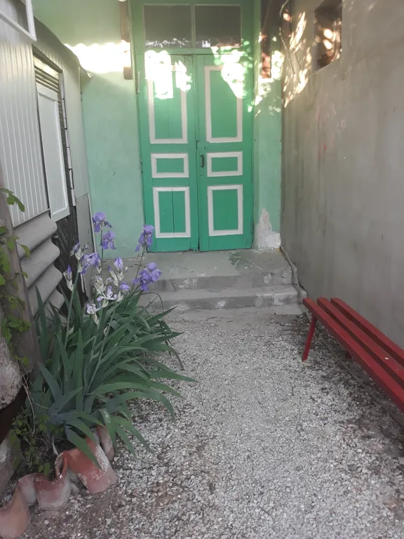 Квартира Комната в частном дворе под ключ — Евпатория