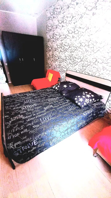 Двухкомнатная раздельная квартира в Ленинском районе ,рядом,, Аквопарк