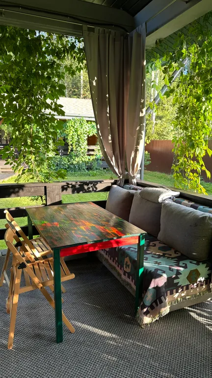 Просторный коттедж в окружении леса – идеальное место для отдыха