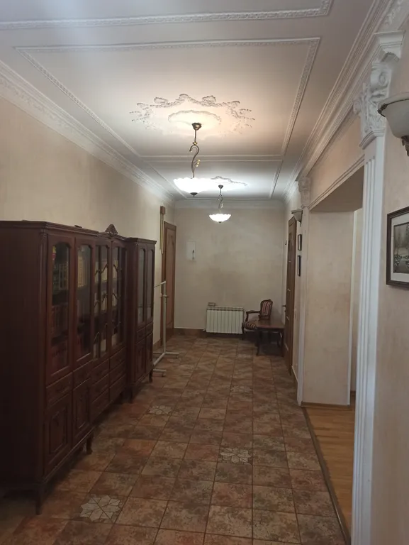 Квартира с оригинальным классическим ремонтом рядом с морем в центре