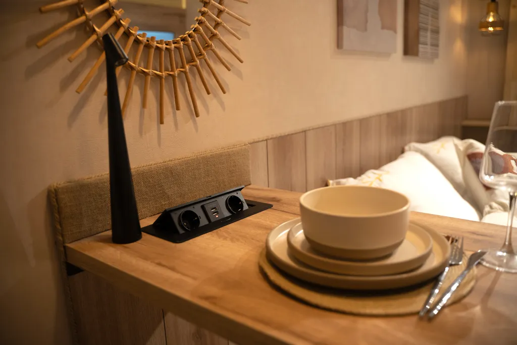 Студия с дизайнерским ремонтом в центре