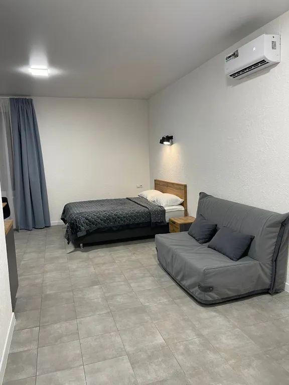 Новые семейные апартаменты, двор, мангал