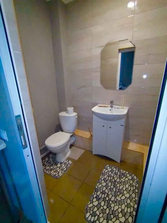 Студия с кухней