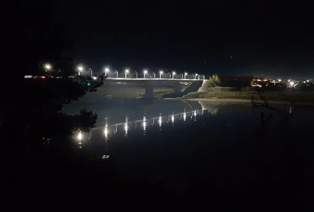 Уютная и светлая квартира рядом с кинотеатром и сосновым парком