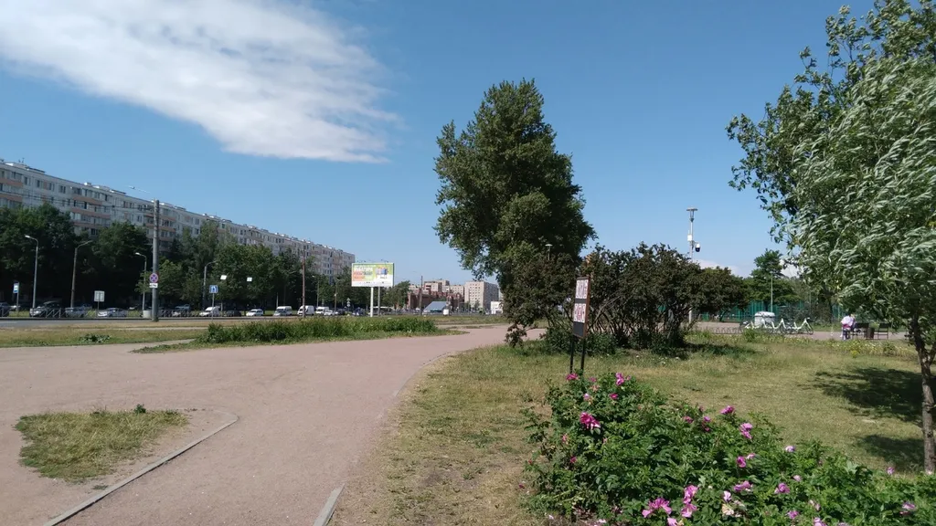 Квартира Уютная комната рядом с двумя метро и КАД — Санкт-Петербург