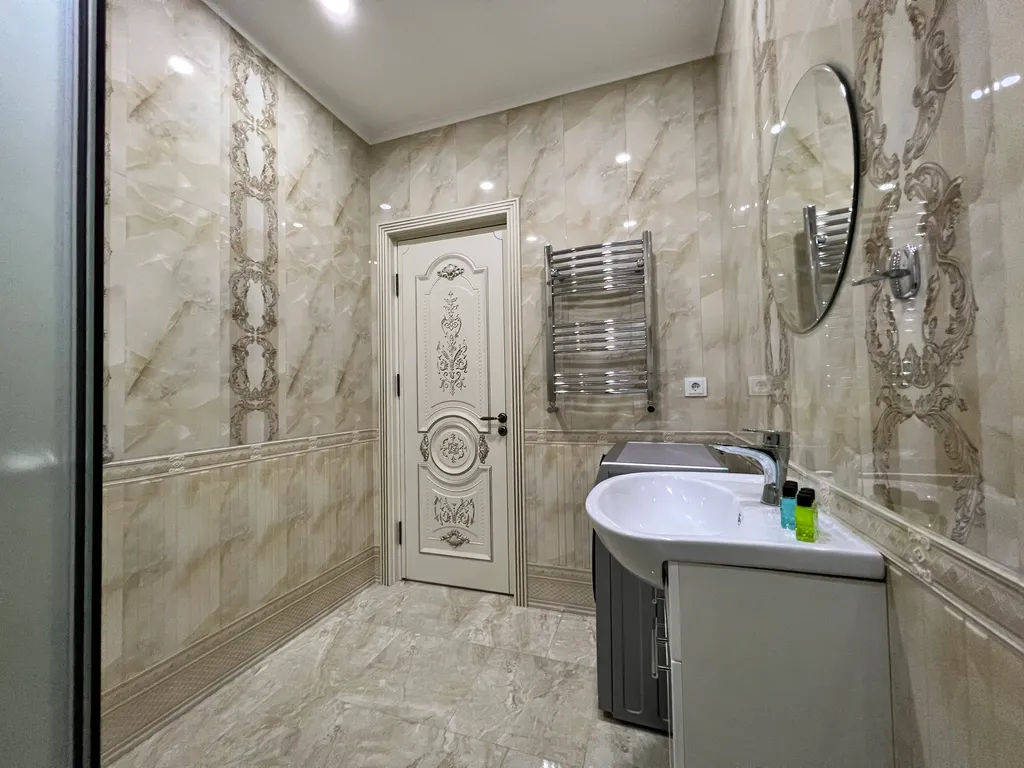 Premium Building in the historic city center