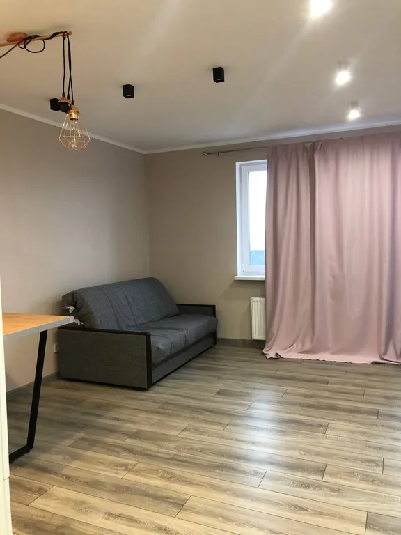 Новая студия с видом на парк