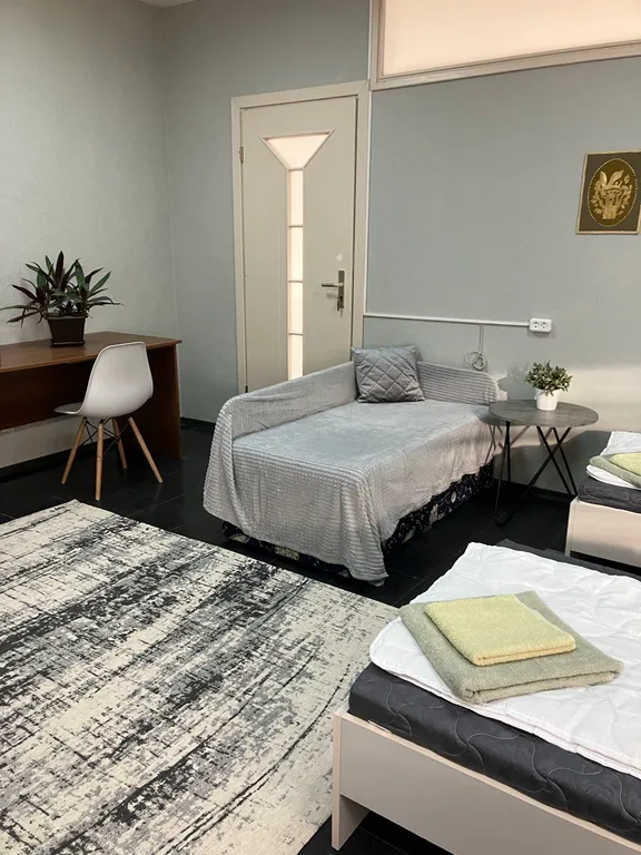 Гестхаус / 3 комнаты с балконом /центр