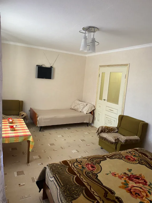 У подножья горы Ирикчат и реки светлая, уютная, просторная квартира