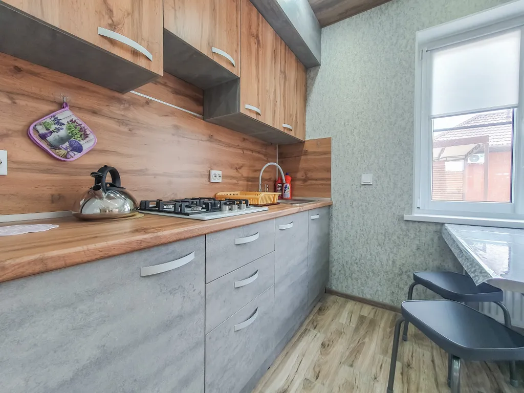 Отдельный дом на первой линии Азовского моря