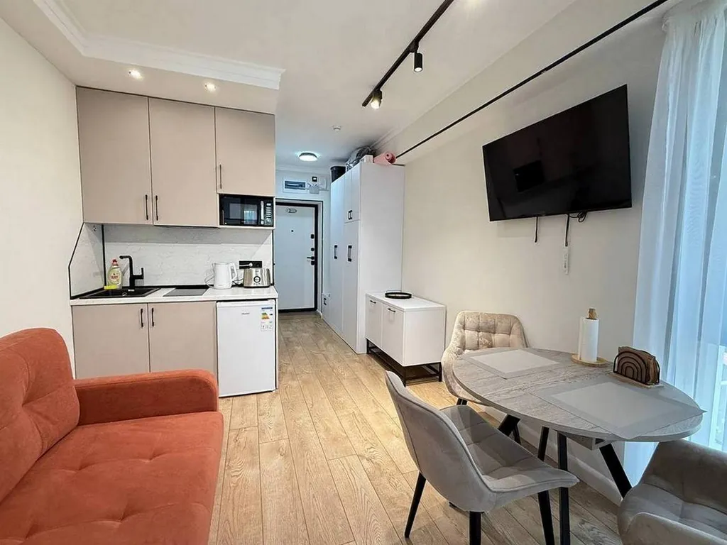 Студия на первой береговой с большой террасой и крутым видом на море