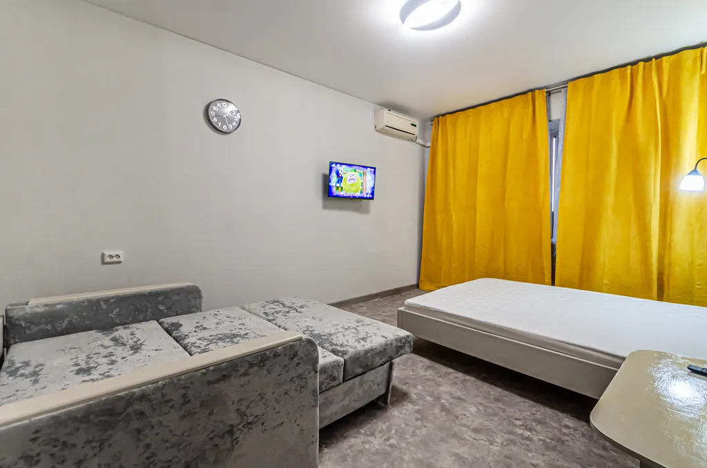 Киевская, 13. Центр Самары.