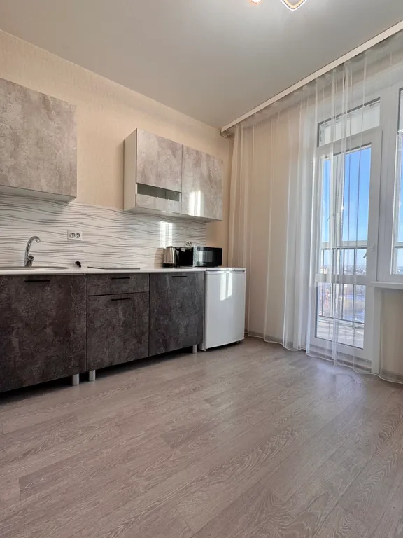 Просторная , уютная, с шикарным видом на Китай и ночной город