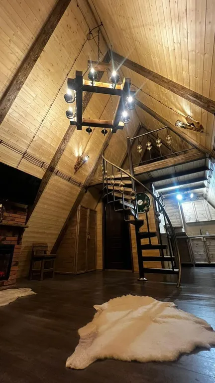 Отдых в горах в домике A-frame