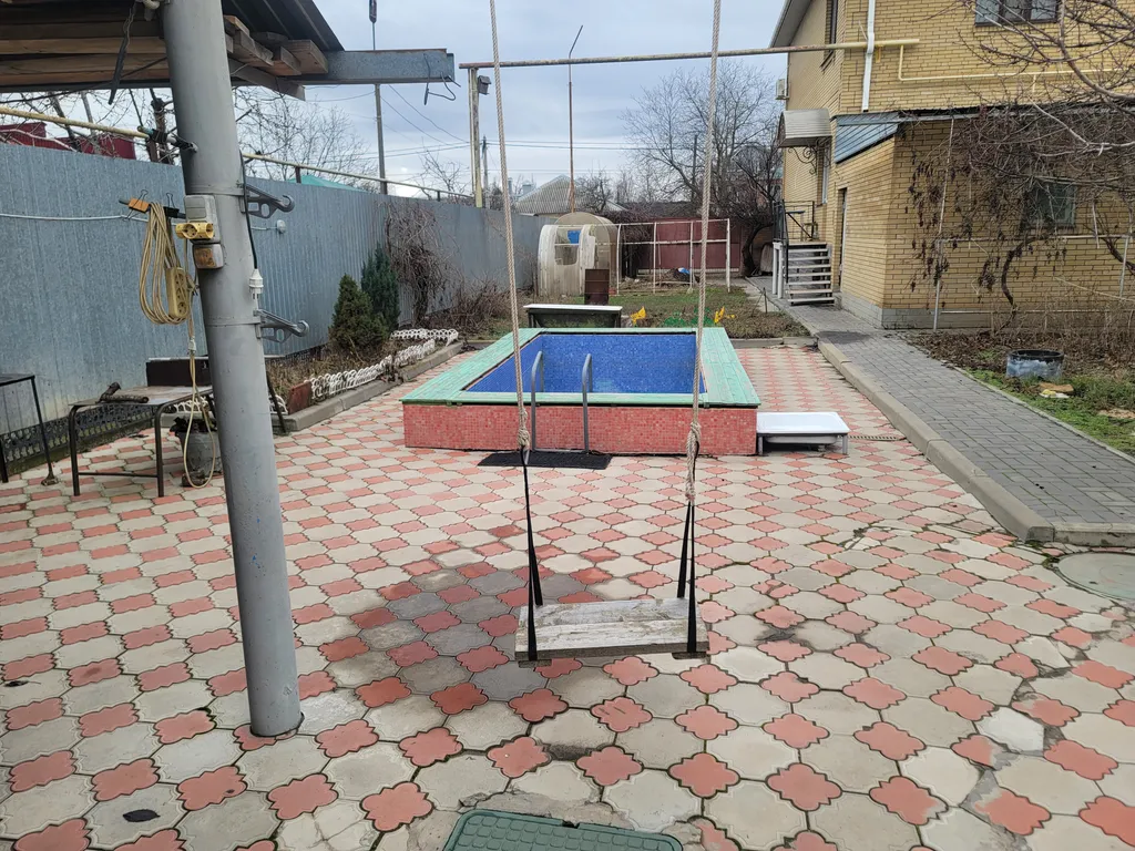 Дом с баней и бассейном в центре старого города