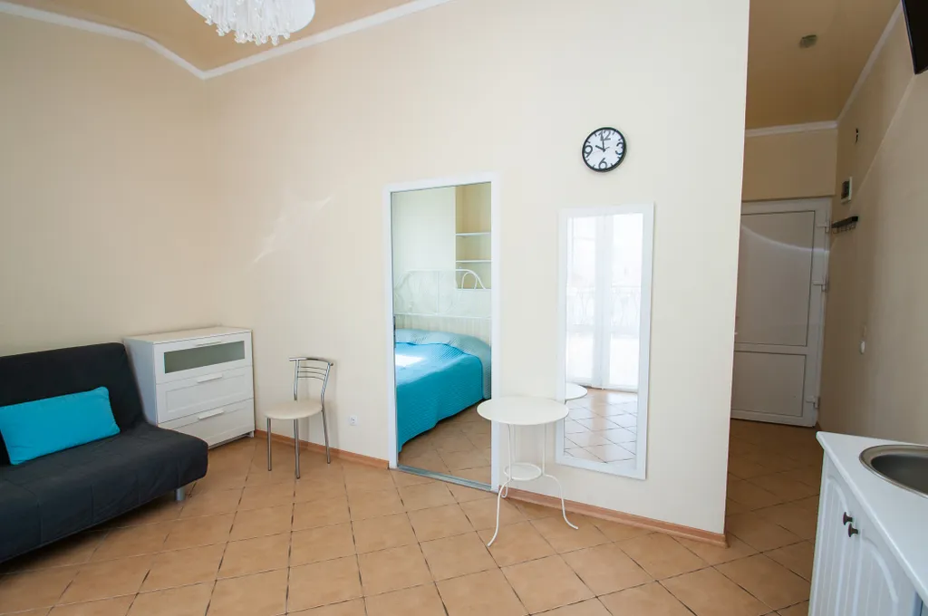 Апартаменты с террасой и боковым видом на море астра 5