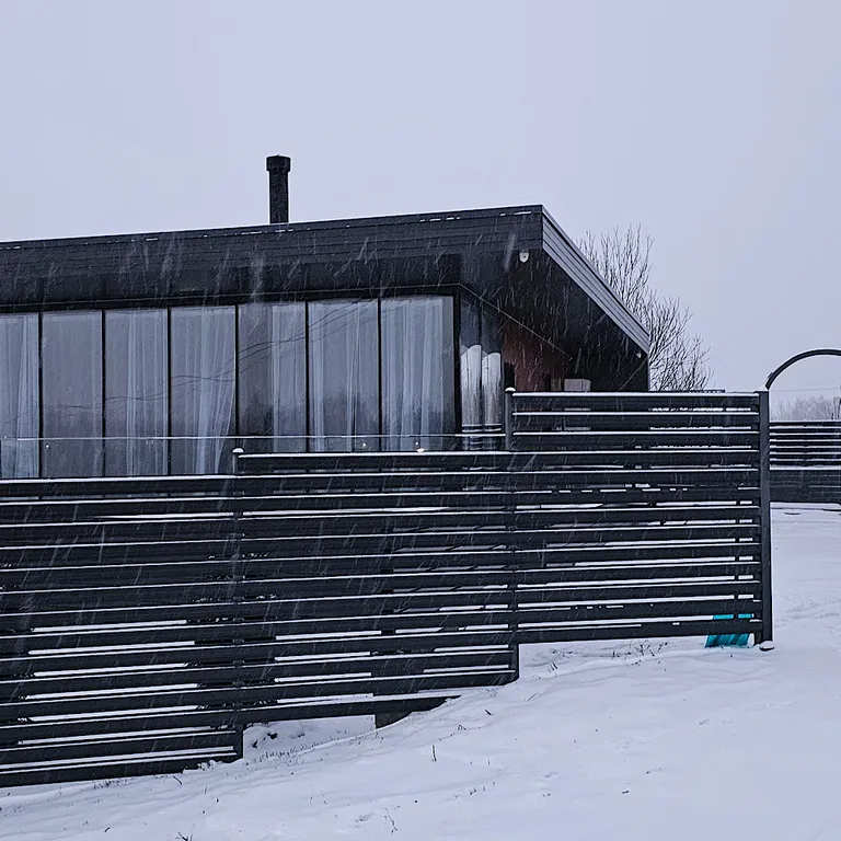 Домик в Икше с камином и сауной (Glassbox108 Premium 1)