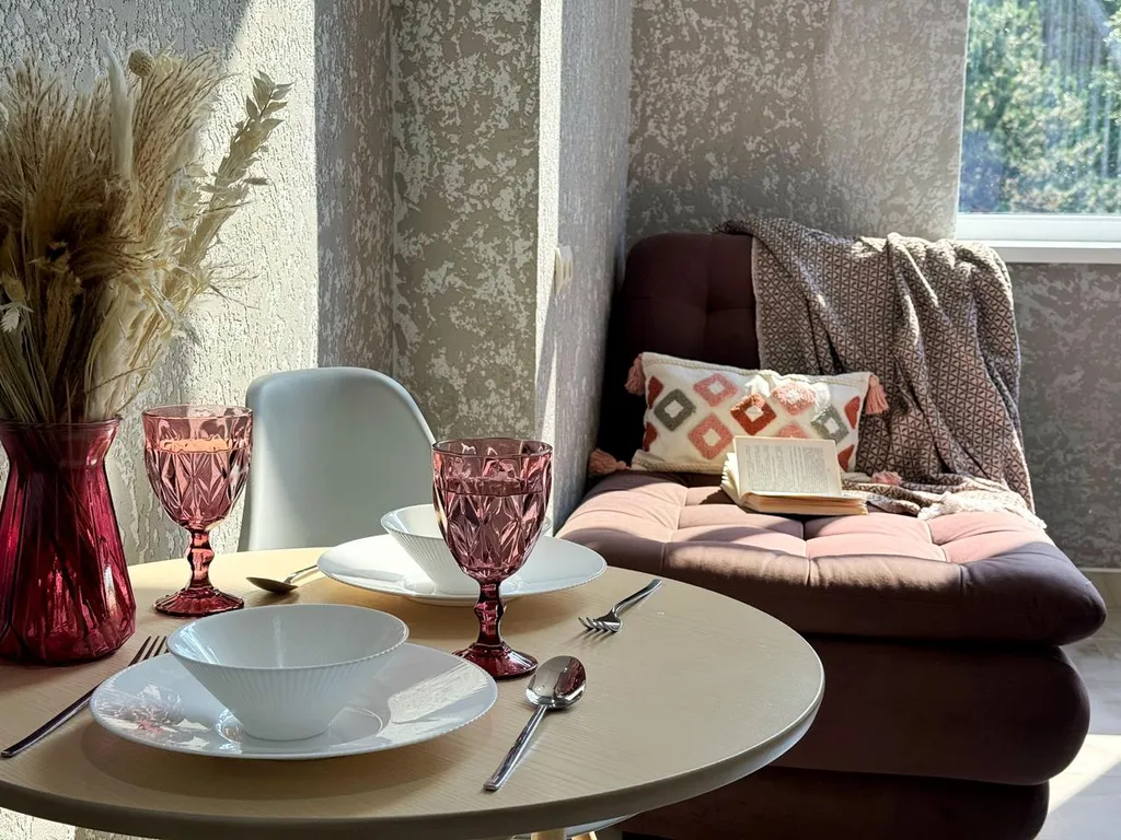 Апартаменты двухуровневые для троих, 3 минуты до пляжа