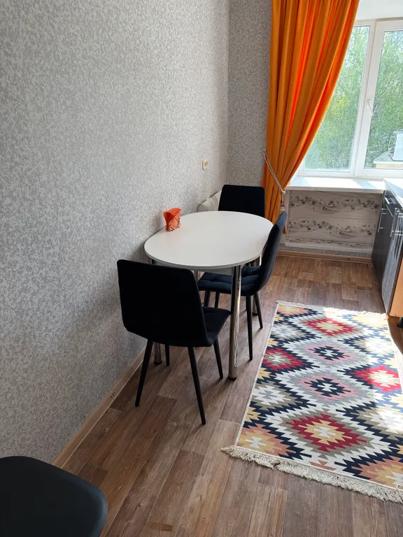 Уютная, чистая двухкомнатная квартира со всеми удобствами