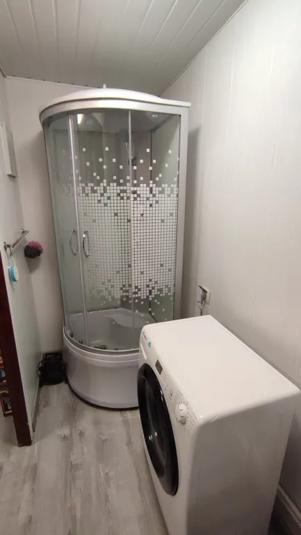 Часть дома с участком в центре города