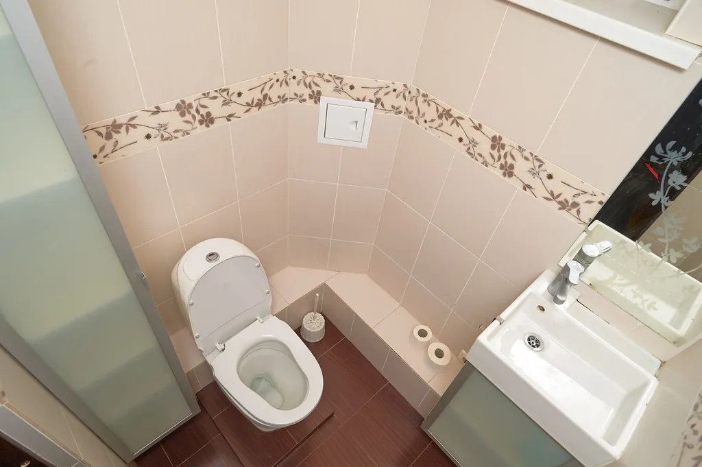 Уютный коттедж с 4-ми спальнями, баней и бильярдом у озера