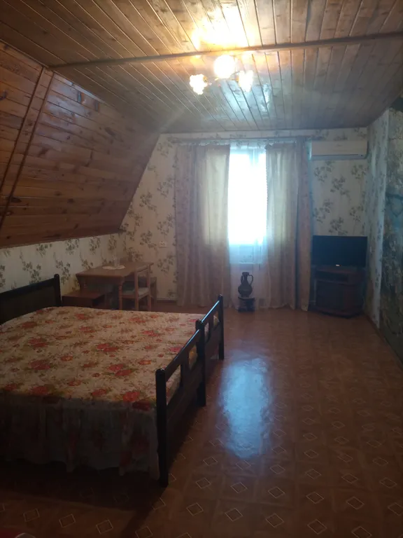 Двухкомнатная квартира в частном секторе у моря Курорт Ялта-Мисх