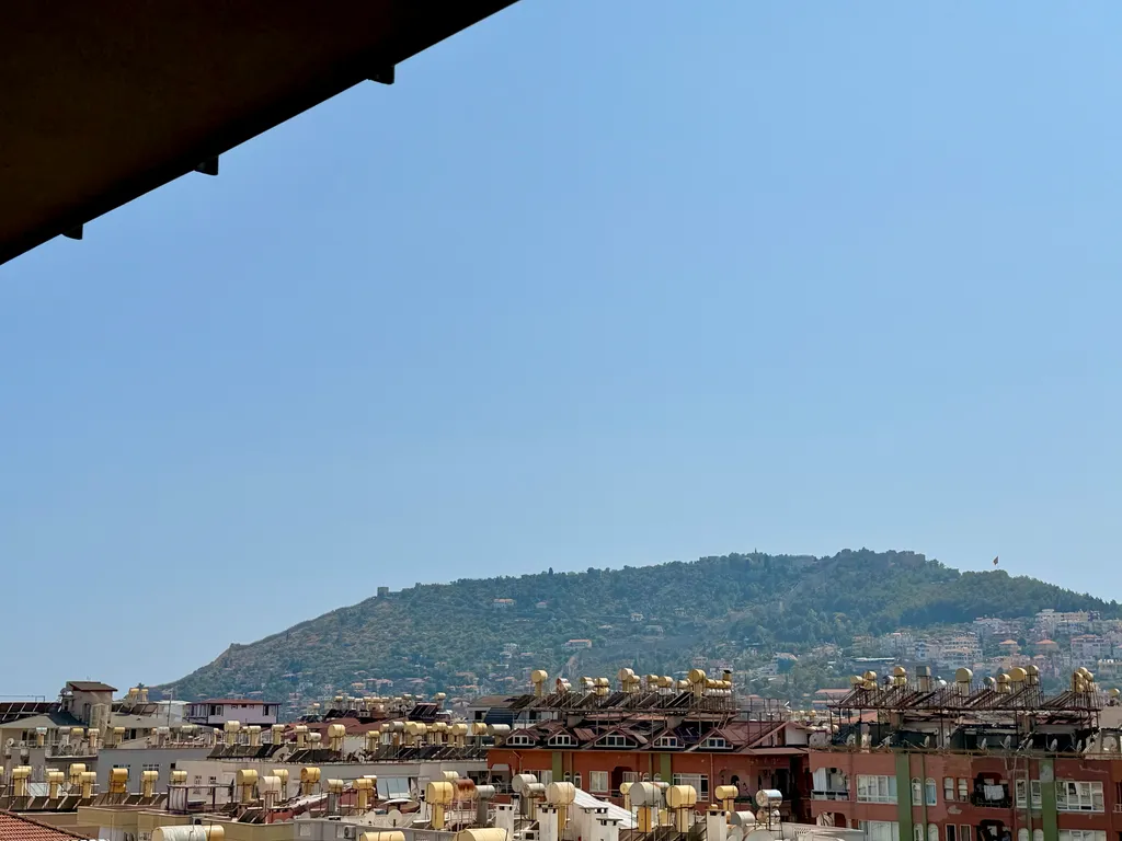 SA Apartments! Luxury 2bd Flat 150m to the Beach