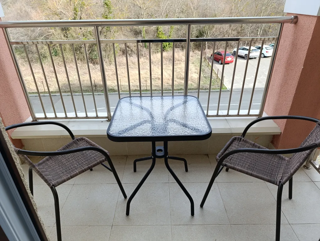 38 Однокомнатная с бассейном для 4 персон