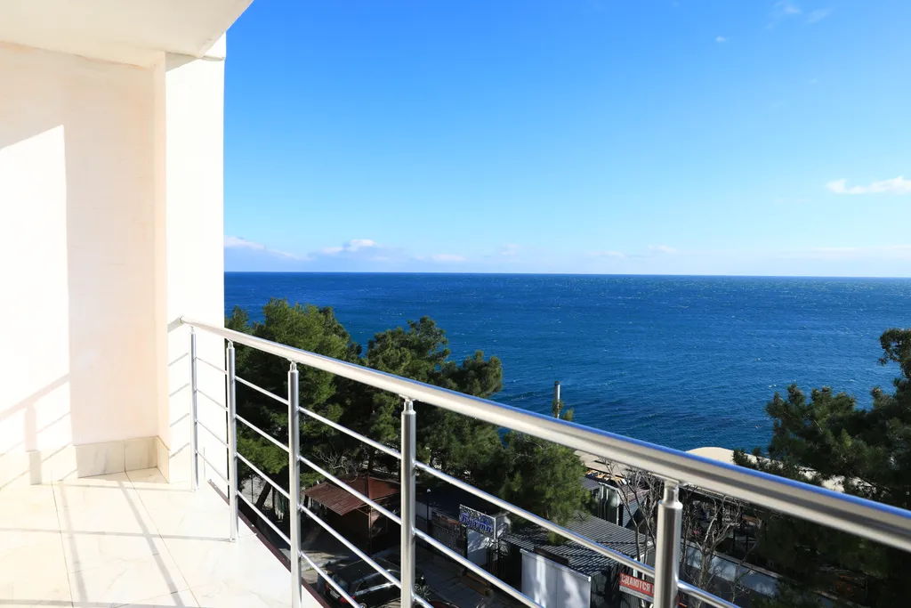 Однокомнатные апартаменты 50 м от моря