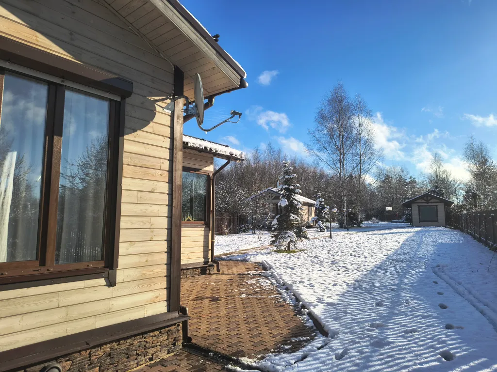 Русская усадьба с баней со швейцарским флёром