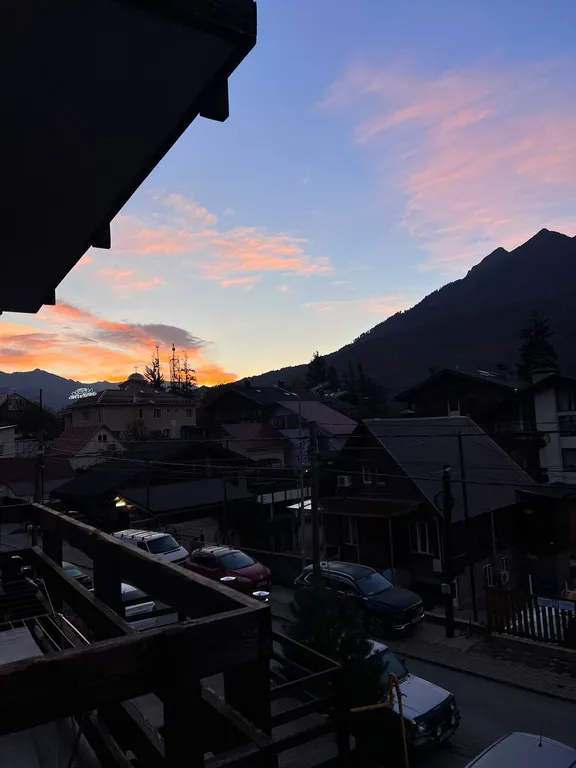 Квартира с балконом и невероятным видом на горы