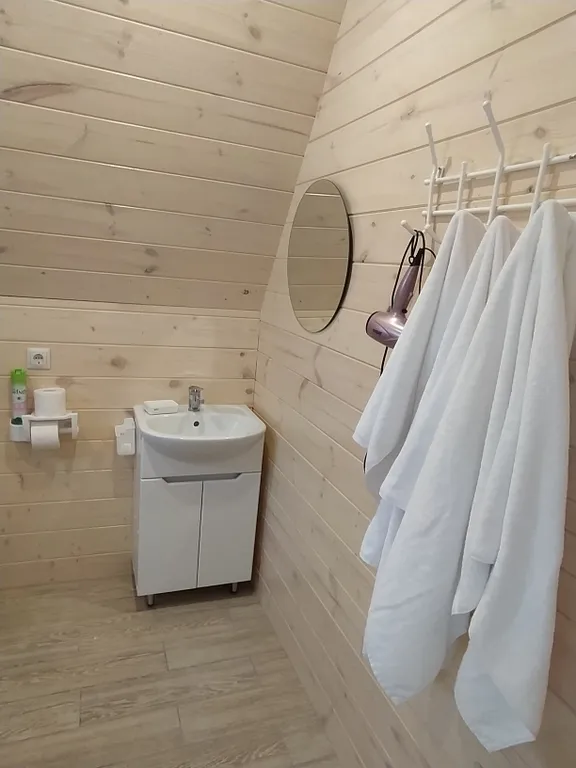 Коттедж Дом у моря посуточно с  бассейном Пляхо — Пляхо